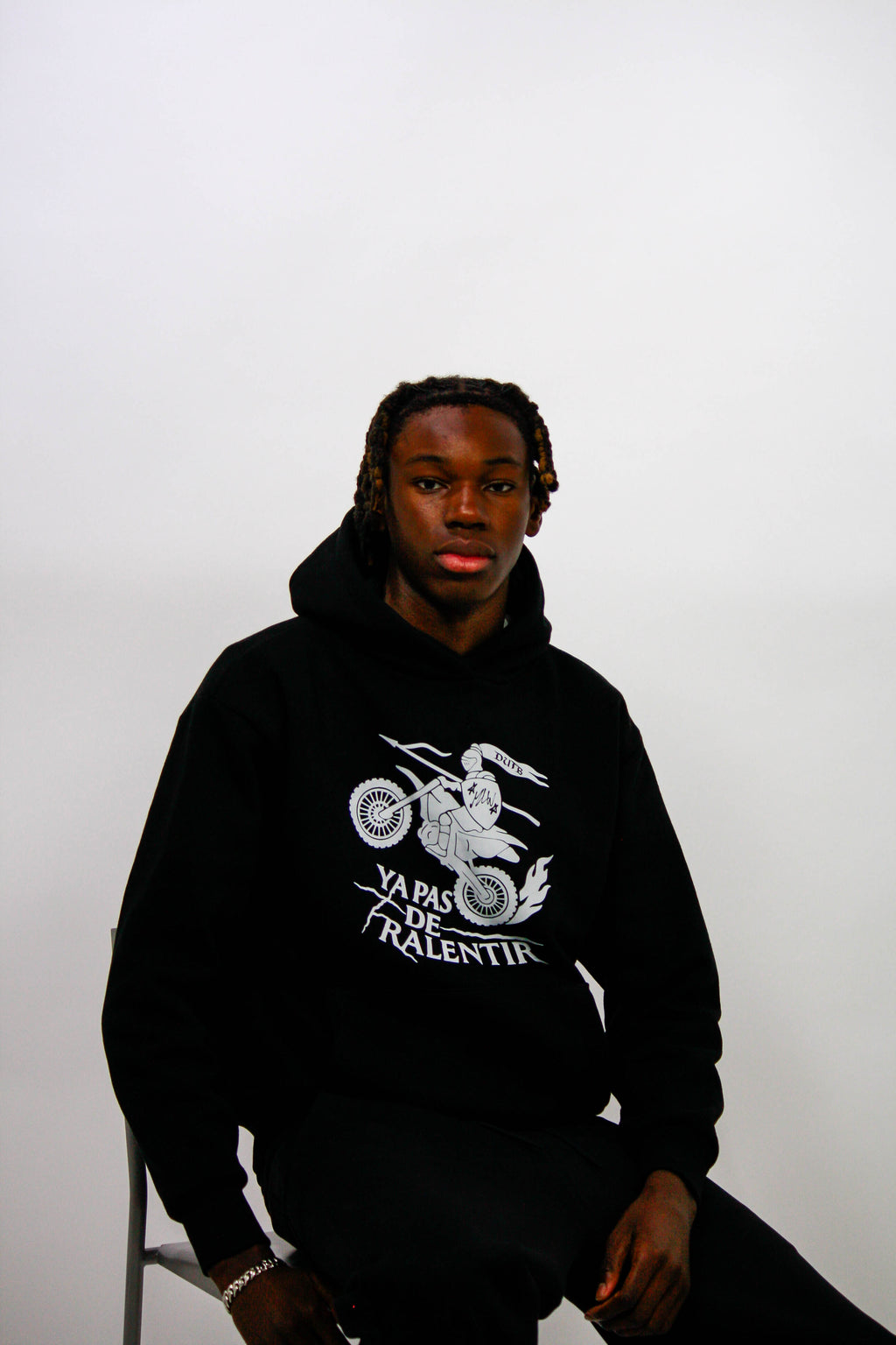 Pull “YA PAS DE RALENTIR”